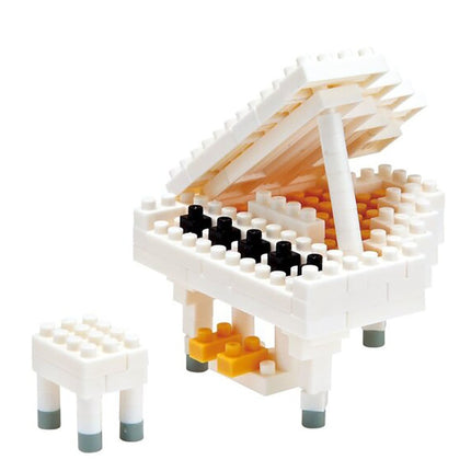 GRAND PIANO WHITE
