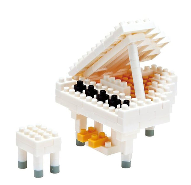 GRAND PIANO WHITE