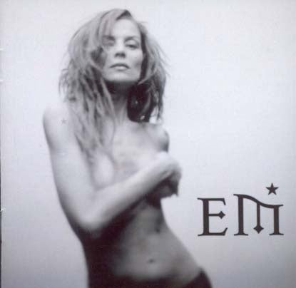 EM | ELLI MEDEIROS
