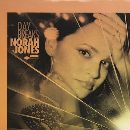 DAY BREAKS | NORAH JONES