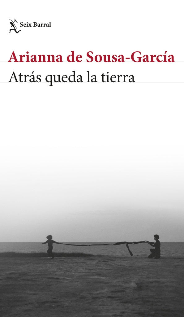 ATRAS QUEDA LA TIERRA | ARIANNA DE SOUSA-GARCIA
